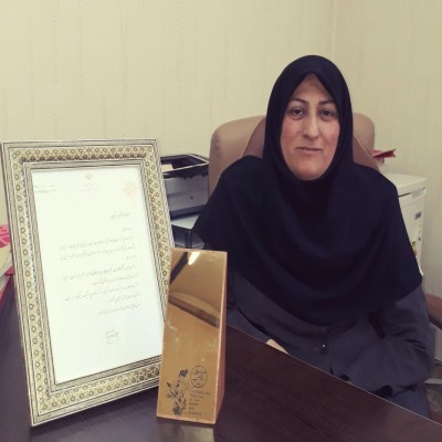 دکتر مدرکیان اولین پروفسور زن در غرب کشور است