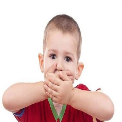 نوجوانان در حال تجربه «بلوغ» را با «فرزندان خردسال» تنها نگذارید