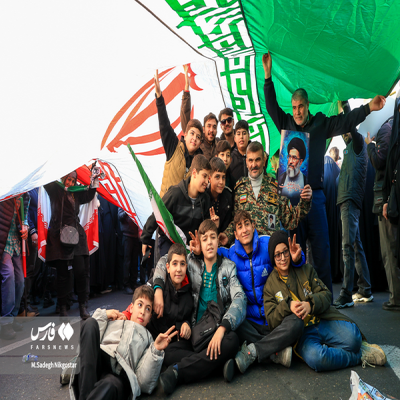 در روزهای اغتشاشات چطور با نوجوان‌هایمان رفتار کنیم؟